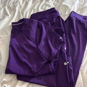 Women’s Purple Scrub Set Scrubs&Beyond